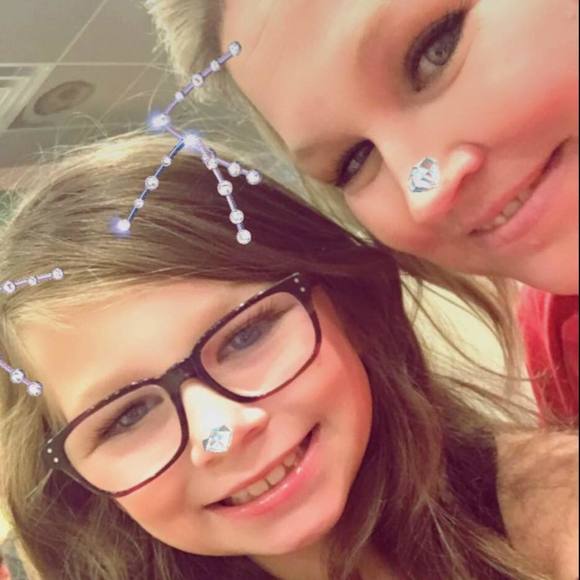 Meet your Posher, Sharon - Picture 1 of 1